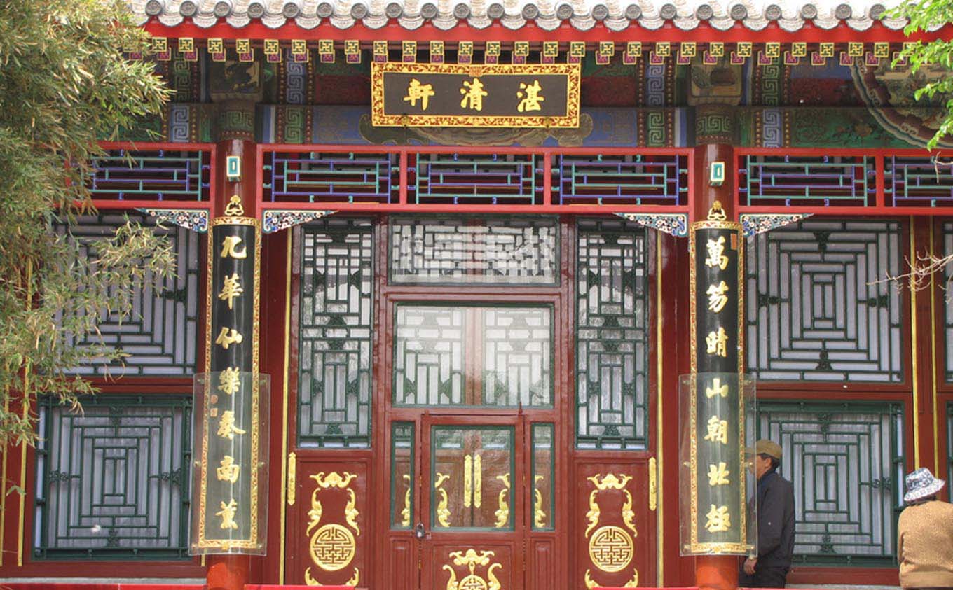 绩溪县红木牌匾定制：寺庙宗祠,园林景观,创意招牌,抱柱对联